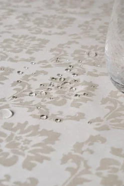 Angelica pintakäsitelty pöytäliina beige