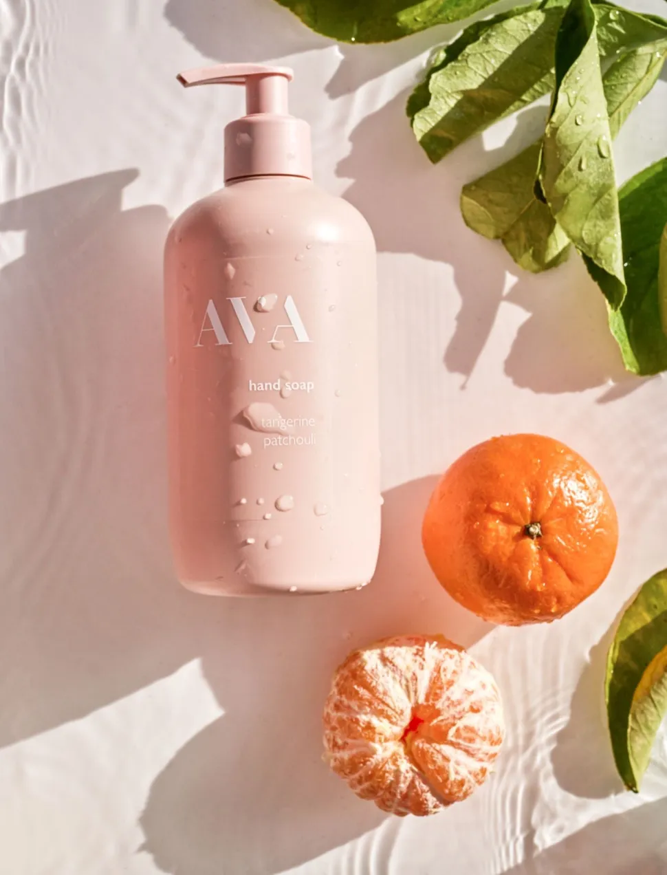 Ava Tangerine Patchouli käsisaippua roosa