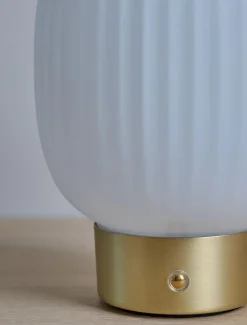Avelina LED-pöytälamppu messinki