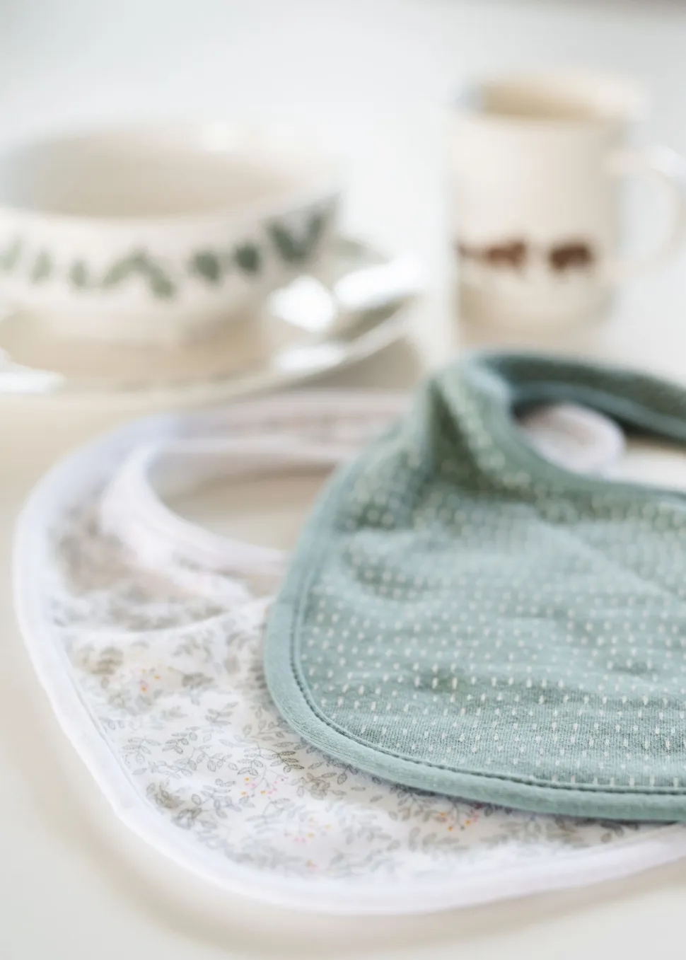 Baby Bibs Leaves ruokalappu, 2 kpl vaaleanvihreä