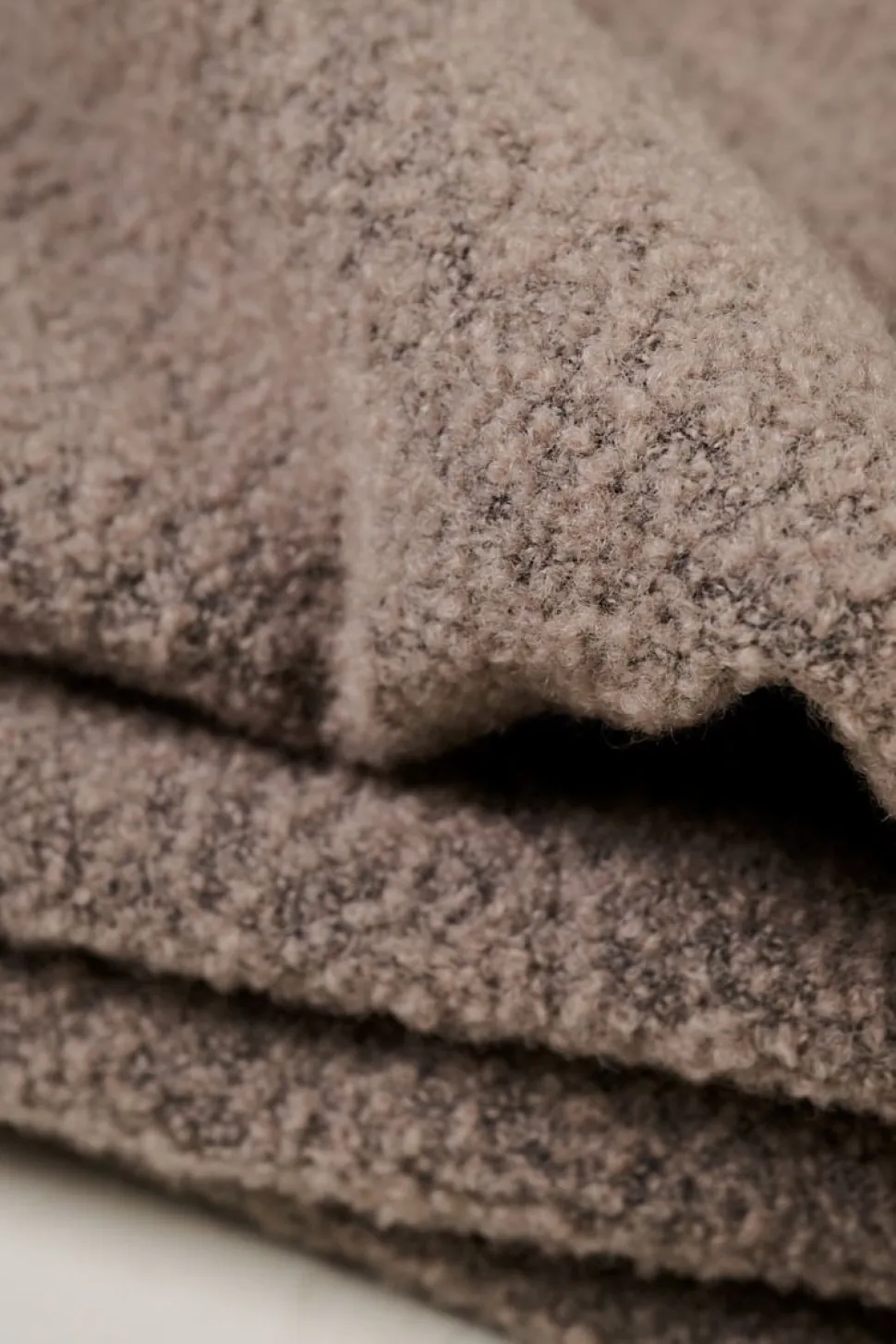Boucle torkkupeitto tummanruskea