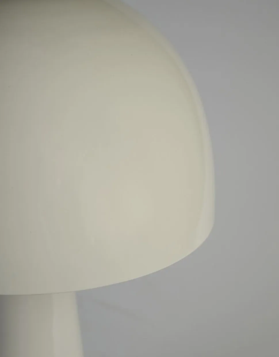 Breeze pöytävalaisin beige