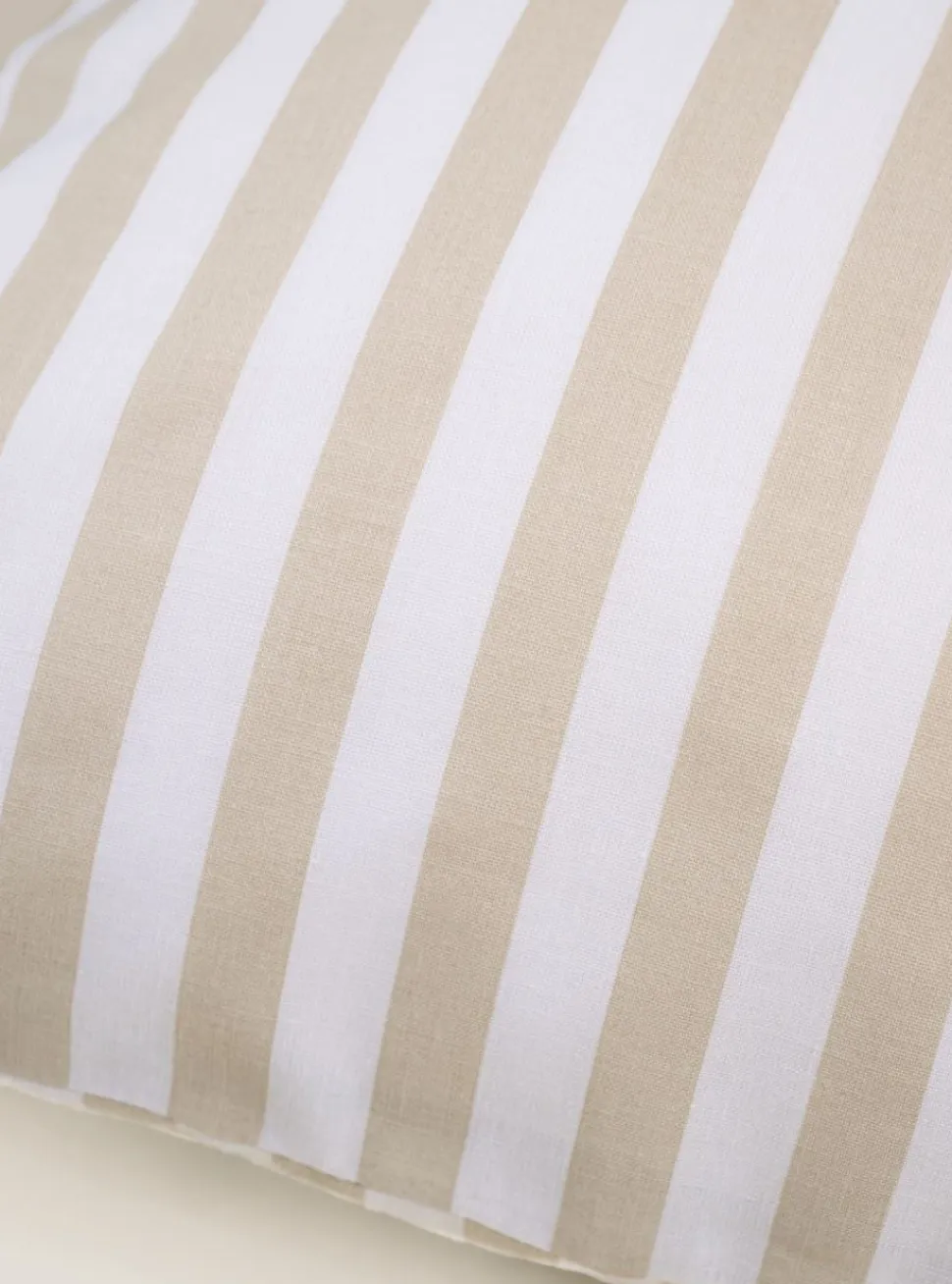 Classic stripe tyynyliina puuvillaa beige