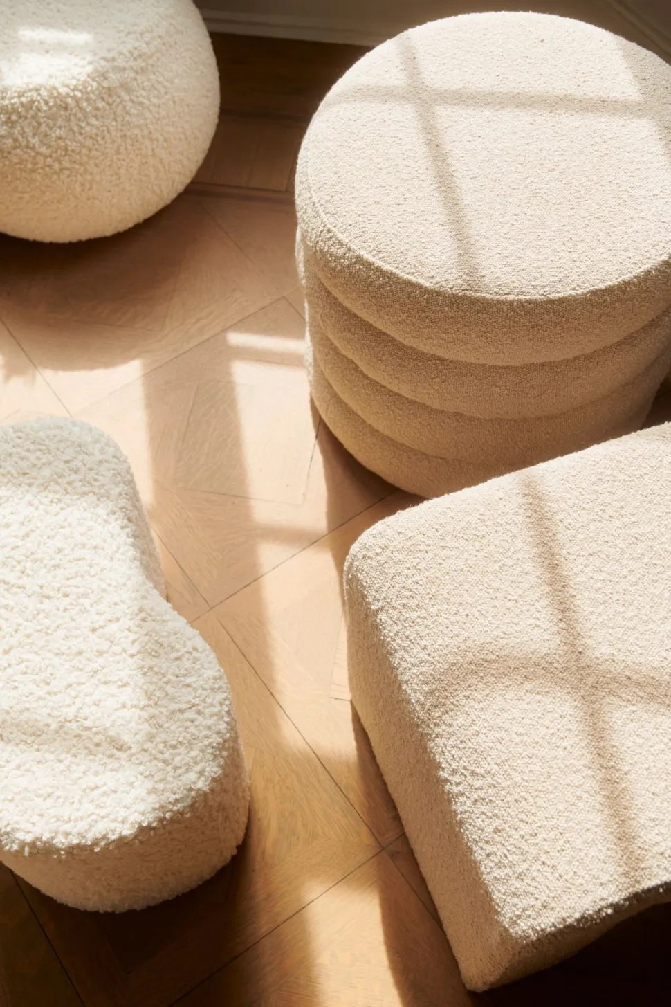 Connie rahi vaalean beige