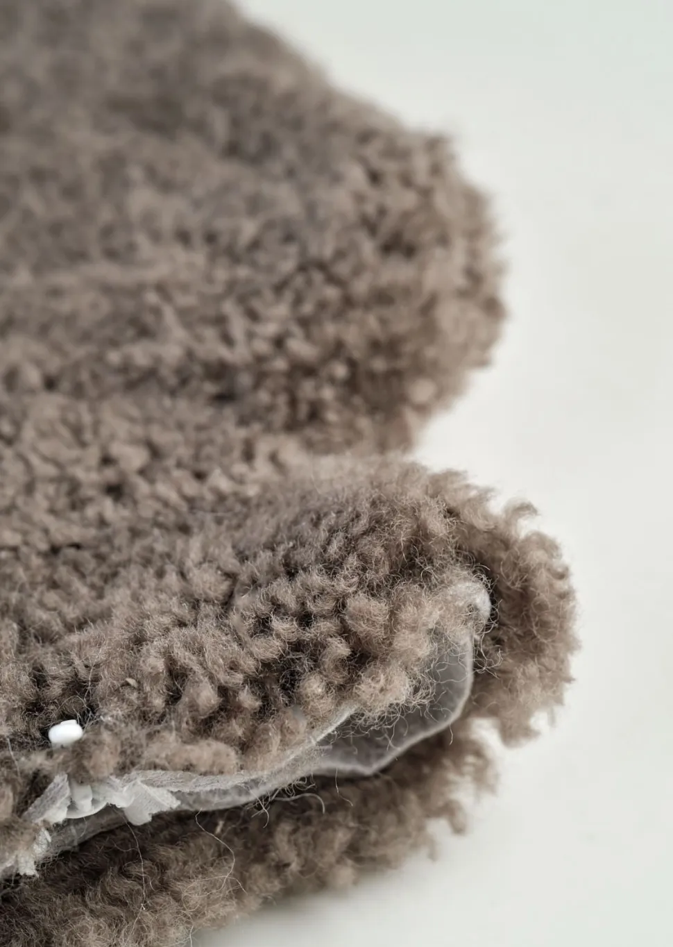 Curly wool kuumavesipullo ruskea
