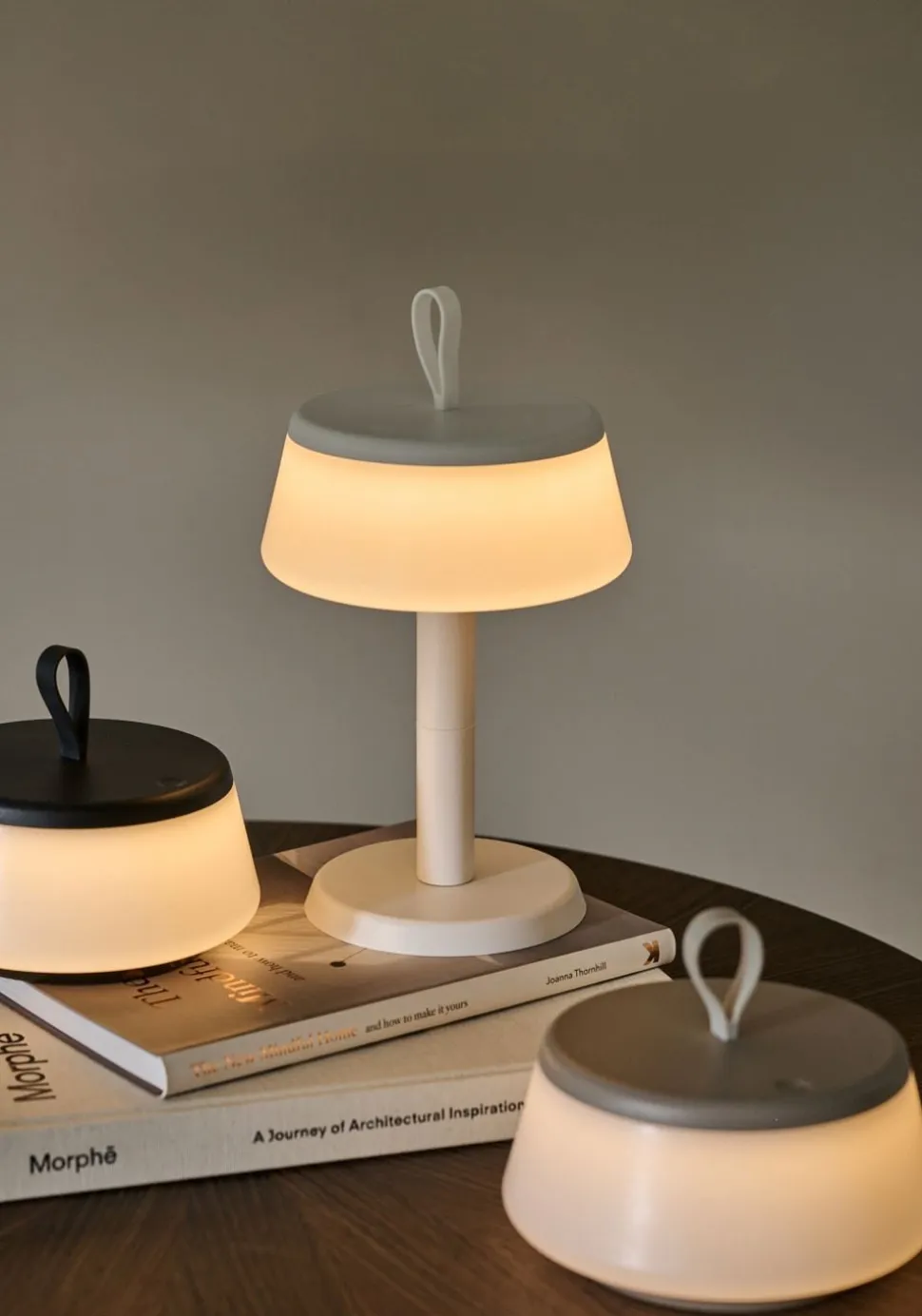 Elara LED-pöytälamppu valkoinen
