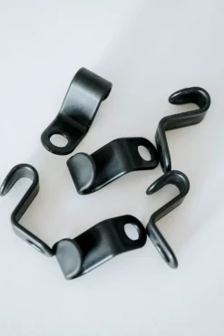 Hook 10pk ripustin musta