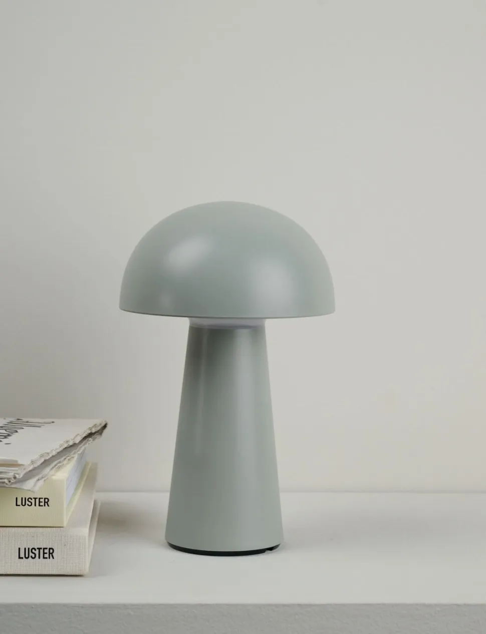 Isella LED-pöytälamppu meriheinää