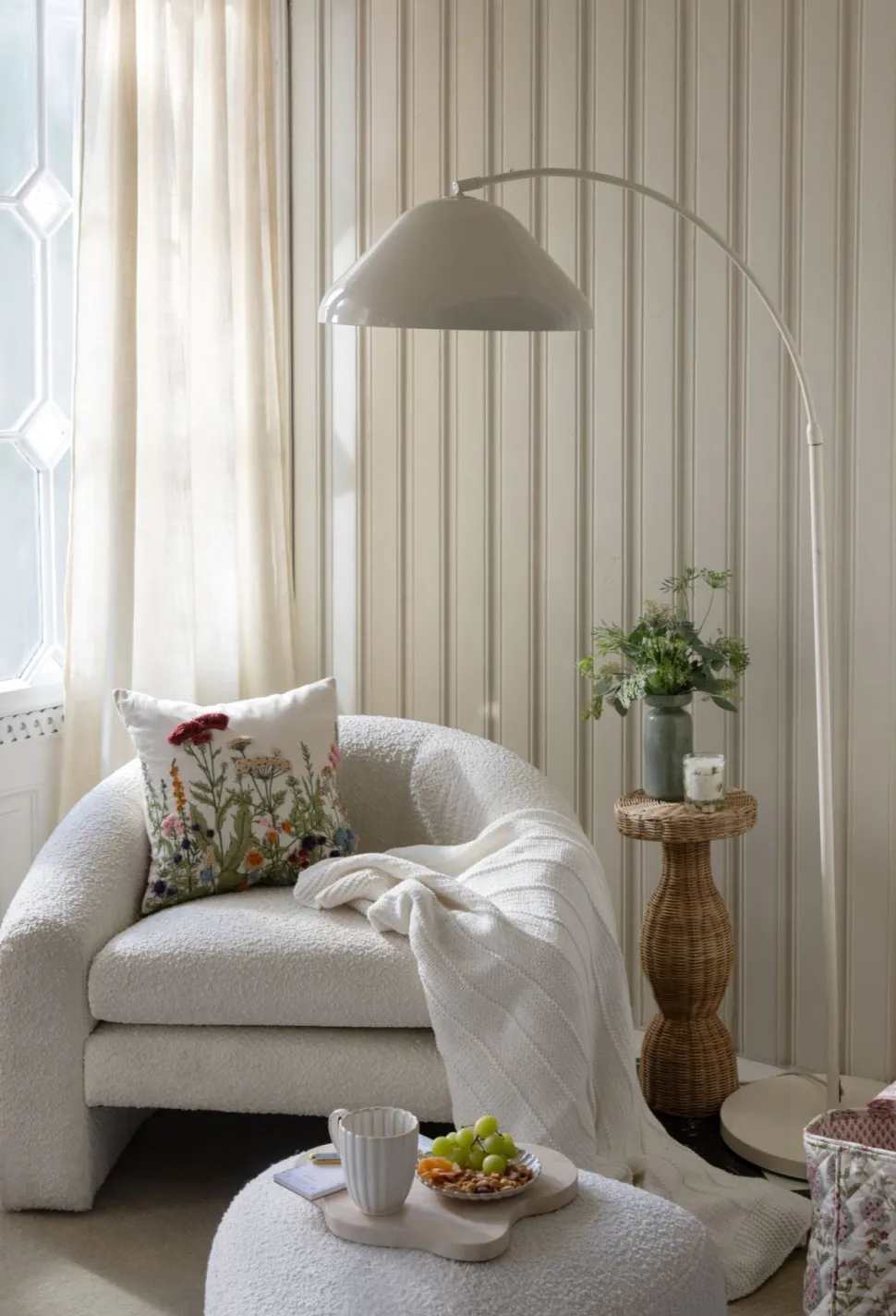 Julian gloss lattiavalaisin creme