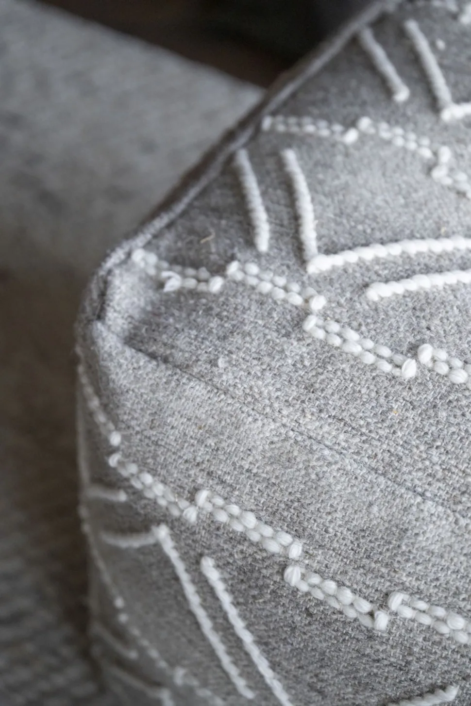 Layali rahi vaalean beige