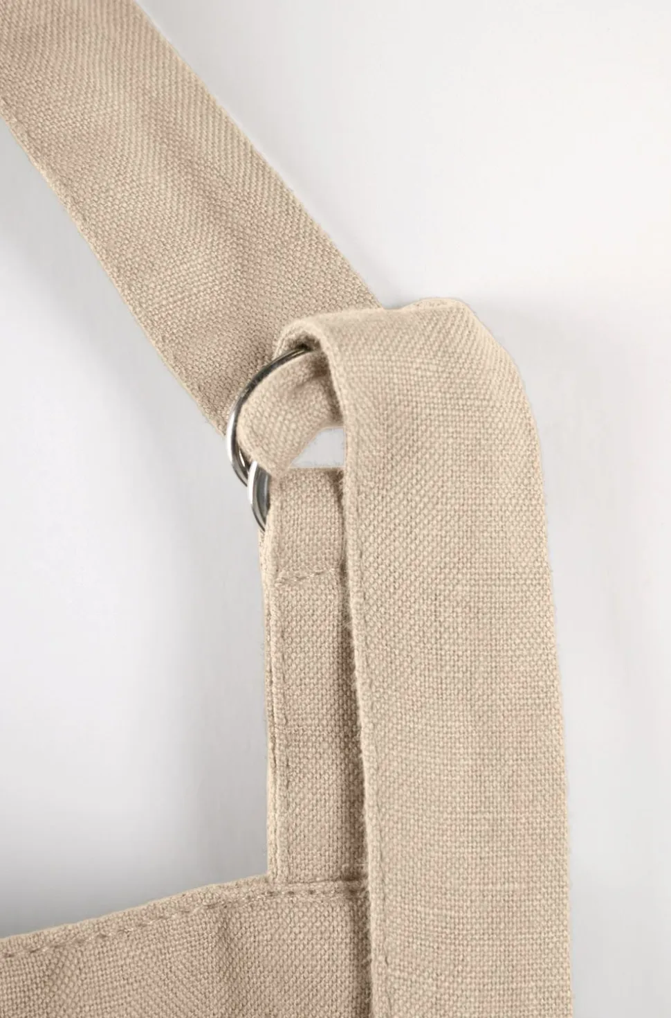 Linen esiliina luonnonväri