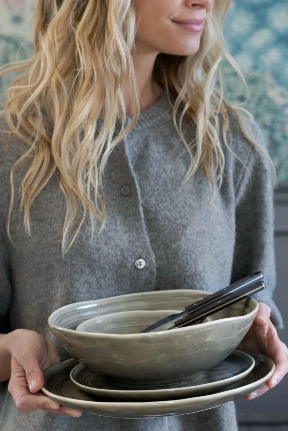 Malin ruokalautanen greige