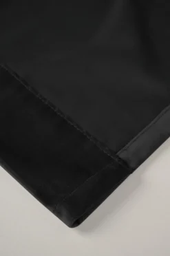 Mali velour verho musta