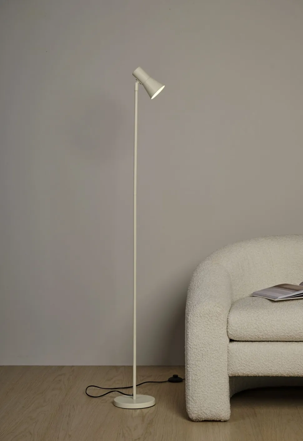 Oscar lattiavalaisin creme