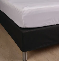 Percale muotoonommeltu aluslakana valkoinen
