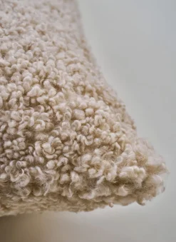 Poodle koristetyyny beige