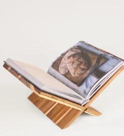 Read kirjatuki luonnonväri