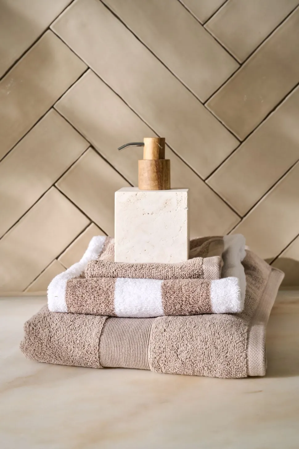 Sandy saippuapumppu beige