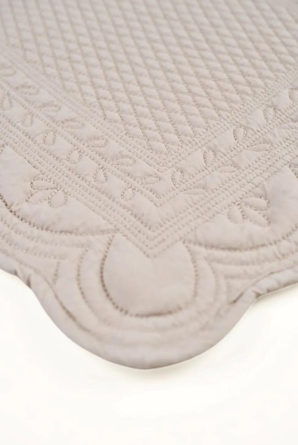 Scallop tabletti beige