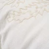 Shell embroidered koristetyyny valkoinen