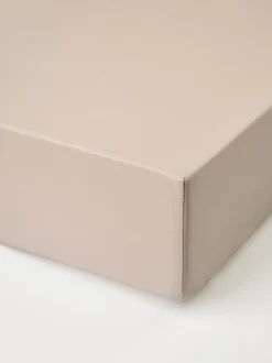 Soft Satin muotoonommeltu aluslakana hiekka