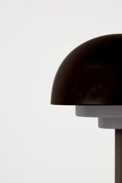 Solara LED-pöytälamppu musta