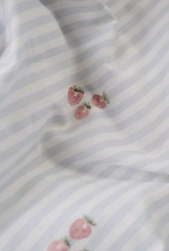 Strawberry stripe pussilakanasetti puuvillaa vaaleansininen