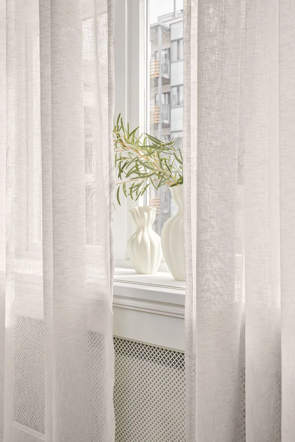 Verho vaalean beige - 140x300 cm