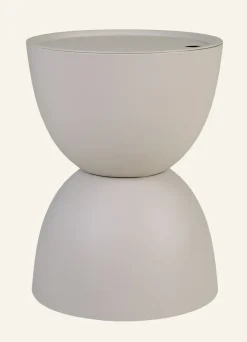 Vistu puutarhapöytä hiekka